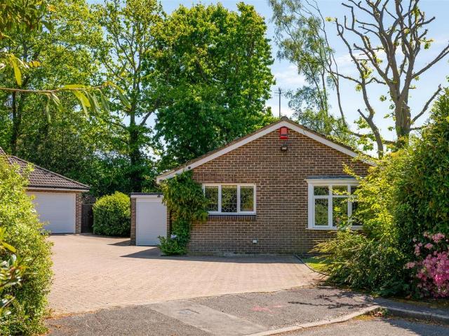 Bungalow for sale in Perryfields, West Sussex