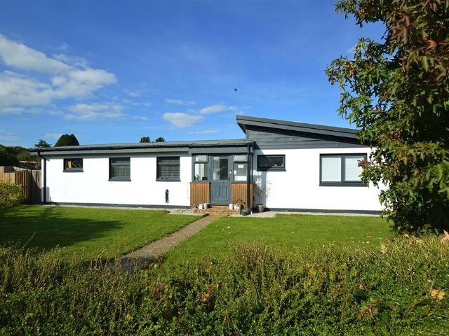 Bungalow for sale in Winford, Isle Of Wight