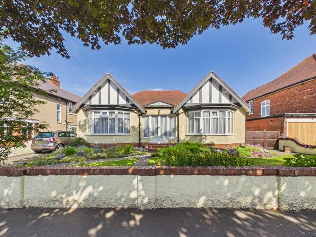 Bungalow for sale in Hilderthorpe, Bridlington