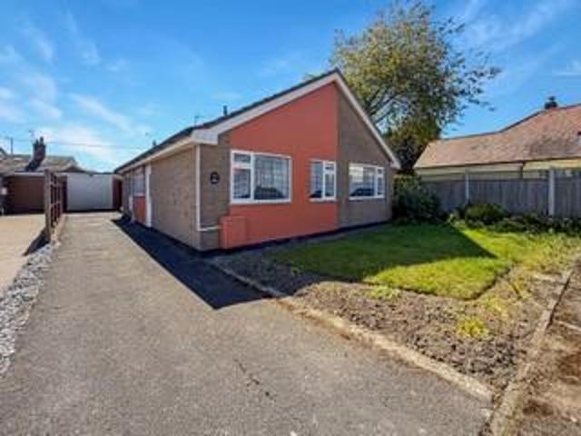 Bungalow for sale in Elmstead, Dale Hill