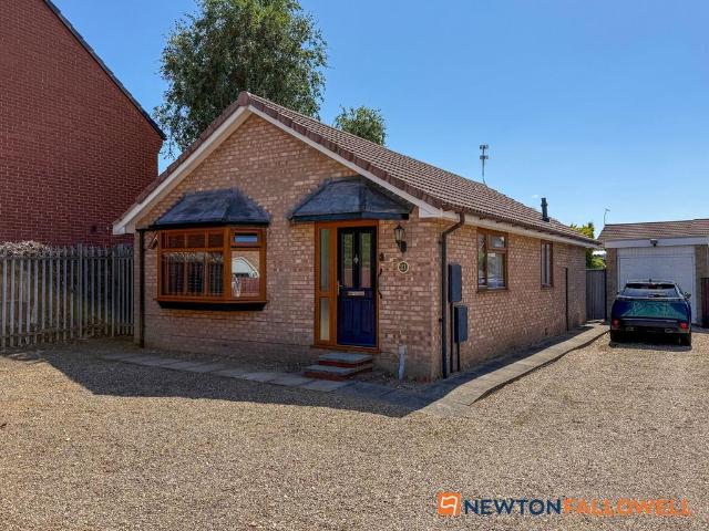 Bungalow for sale in Alverton, East Midlands