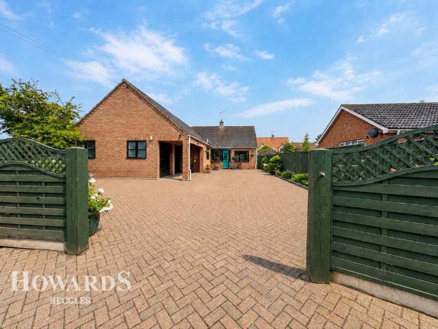 Bungalow for sale in Eastbridge, Isle Of Man