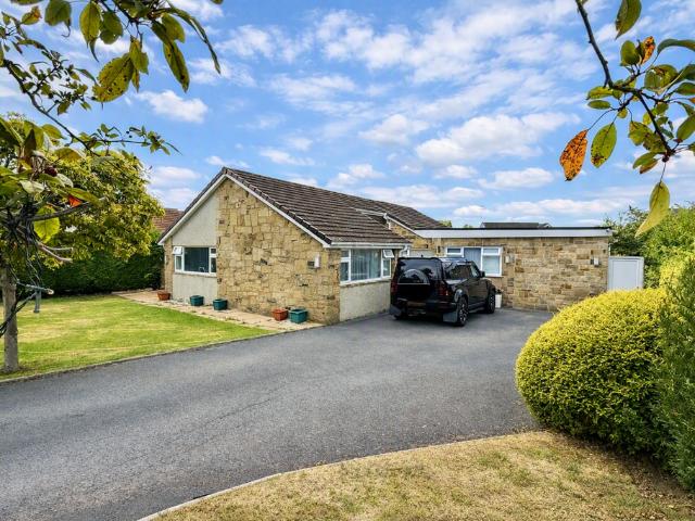 Bungalow for sale in Bardsey cum Rigton, West Yorkshire