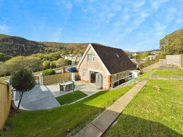 Bungalow for sale in Aberavon, Wales