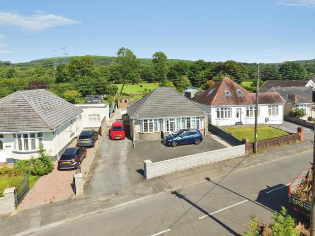 Bungalow for sale in Pontarddulais, Wales