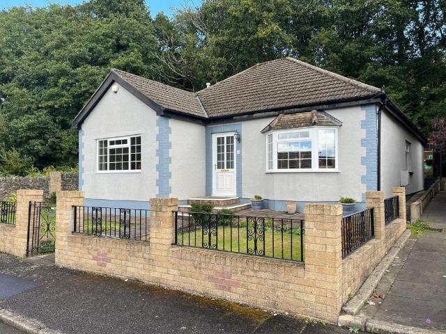 Bungalow for sale in Hengoed, Wales