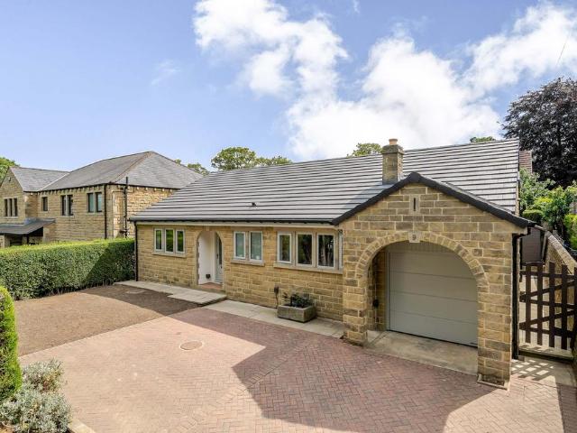 Bungalow for sale in Brighouse, Toothill