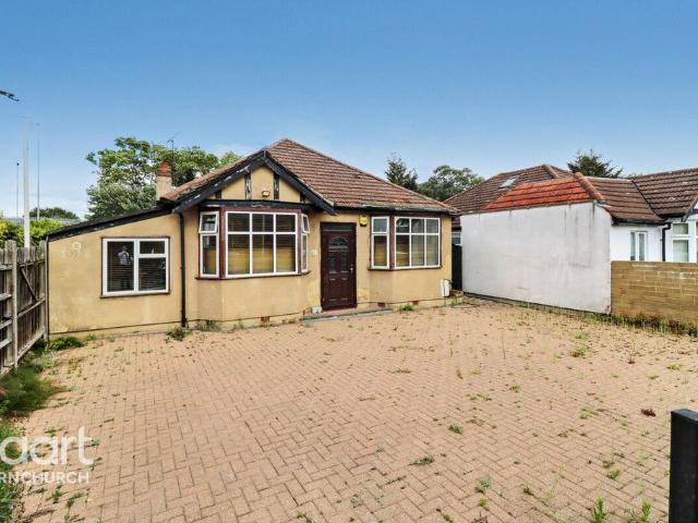 Bungalow for sale in Ardleigh Green, Greater London