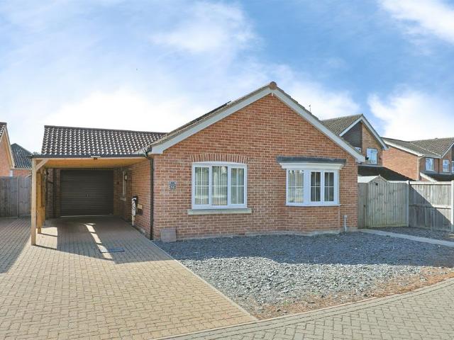 Bungalow for sale in Old Catton, Broadland