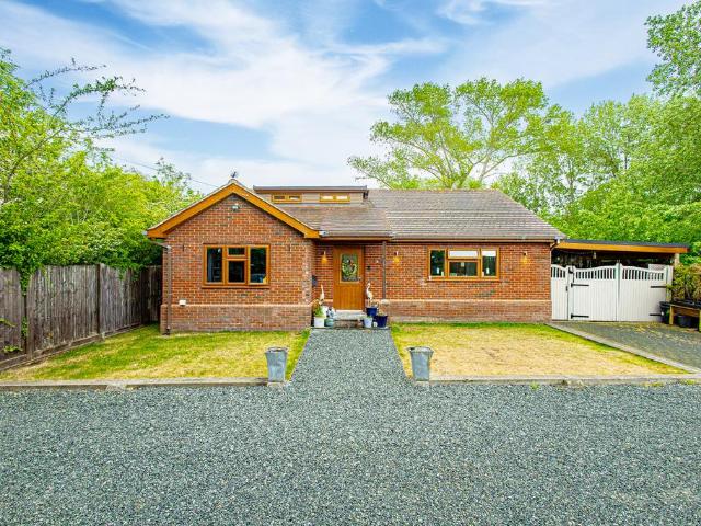 Bungalow for sale in Essex