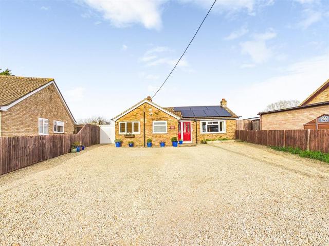 Bungalow for sale in Grendon Underwood