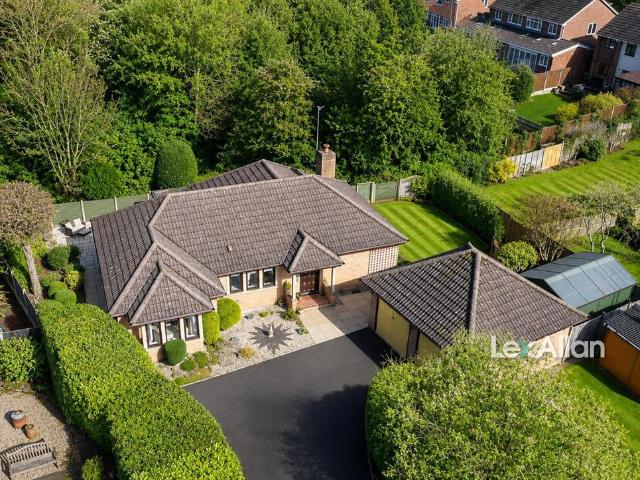 Bungalow for sale in Stourbridge, West Midlands