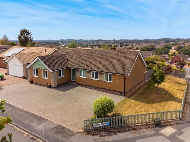 Bungalow for sale in Gedling, East Midlands