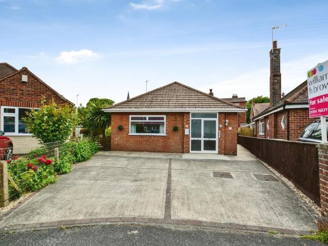 Bungalow for sale in Belleau, Lincolnshire