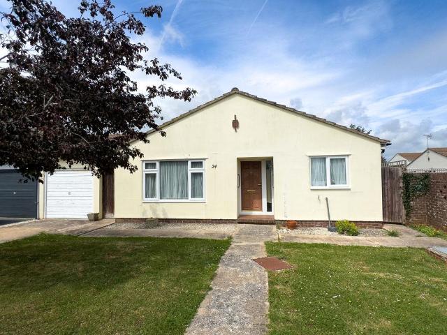 Bungalow for sale in Felpham, Clapham