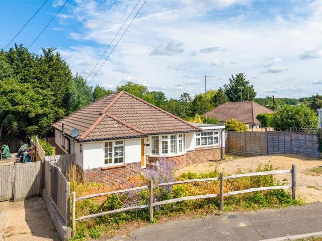 Bungalow for sale in World's End, Perryfields