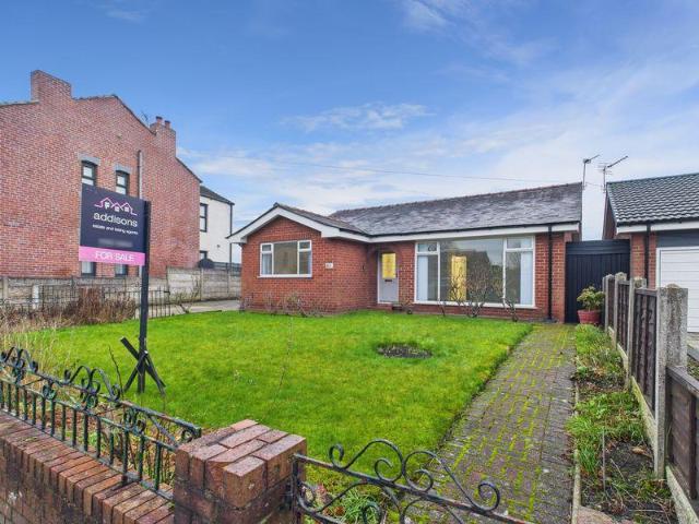 Bungalow for sale in Far Moor, Wigan