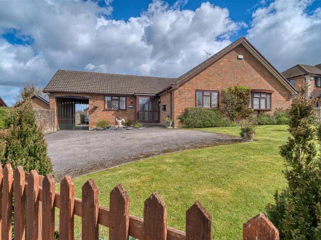 Bungalow for sale in Motcombe