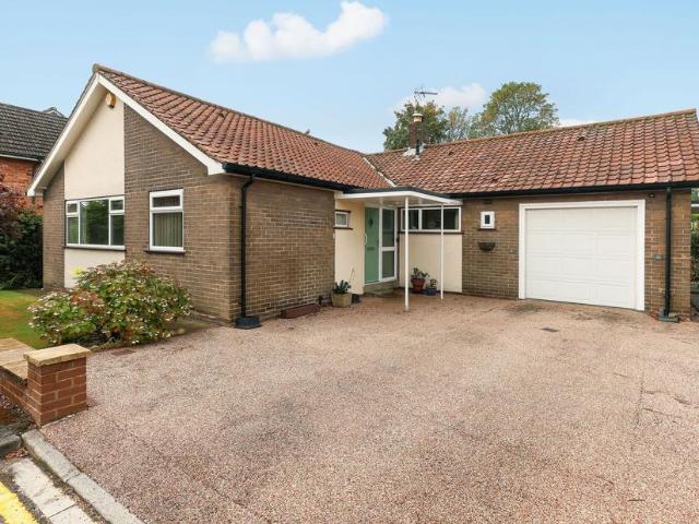 Bungalow for sale in Walton, Sandal
