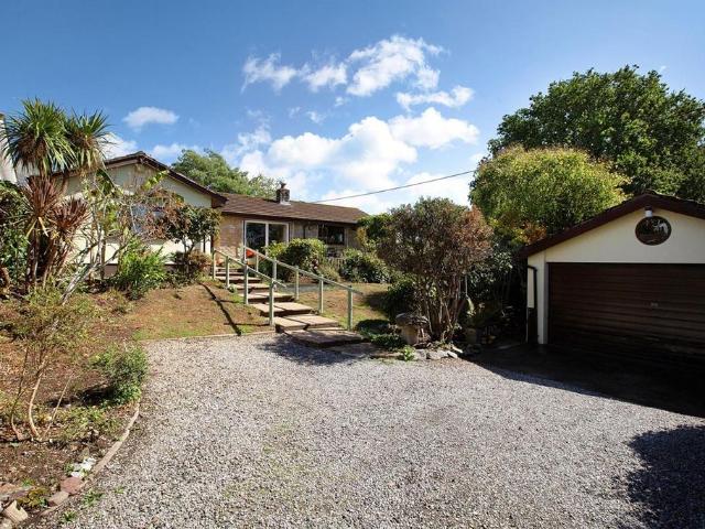 Bungalow for sale in Bovey Tracey, Teignbridge
