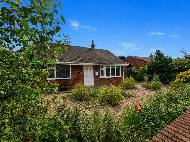 Bungalow for sale in Cabus, Lancashire