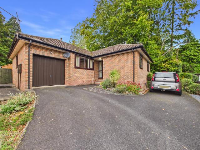 Bungalow for sale in New Whittington, Chesterfield