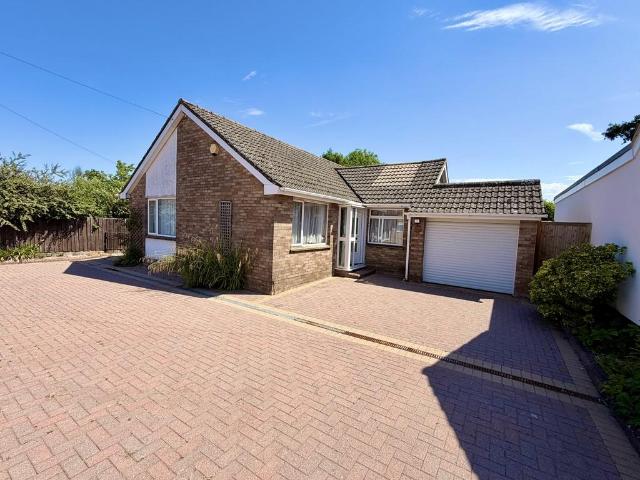 Bungalow for sale in Wiltshire
