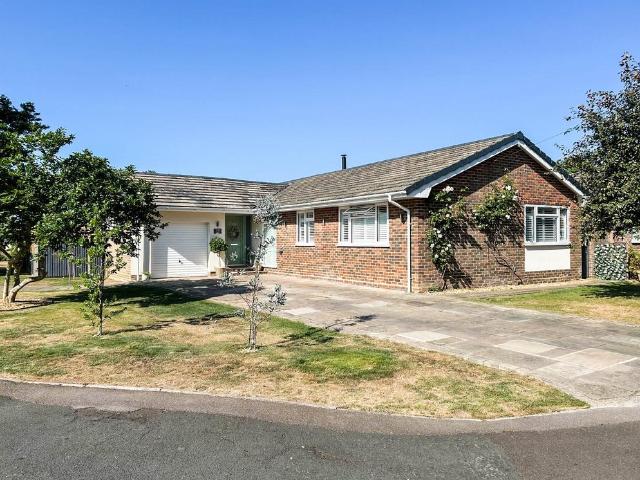 Bungalow for sale in Rose Green, Clapham