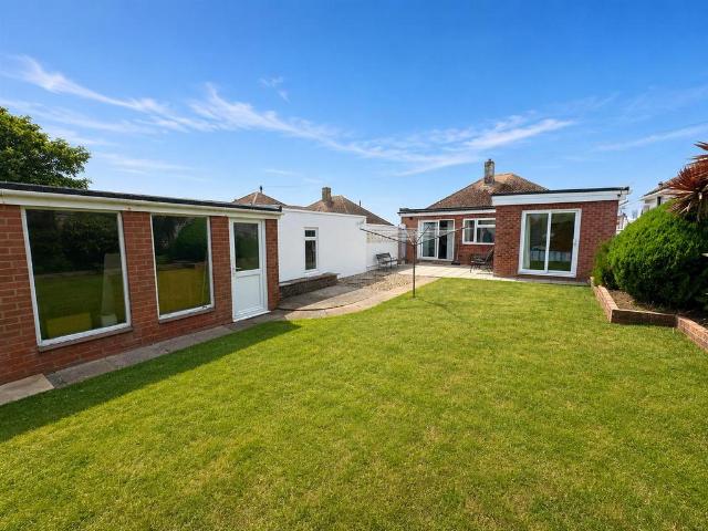 Bungalow for sale in Peacehaven, Iford
