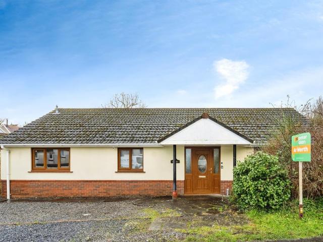 Bungalow for sale in Nangreaves, Wales