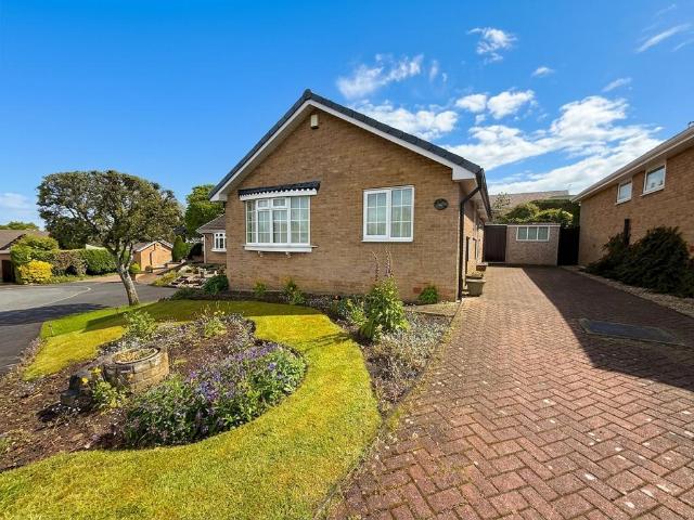 Bungalow for sale in Aston cum Aughton, Aughton