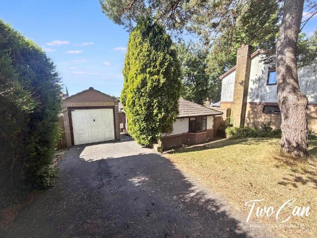 Bungalow for sale in Swiss Valley, Felinfoel