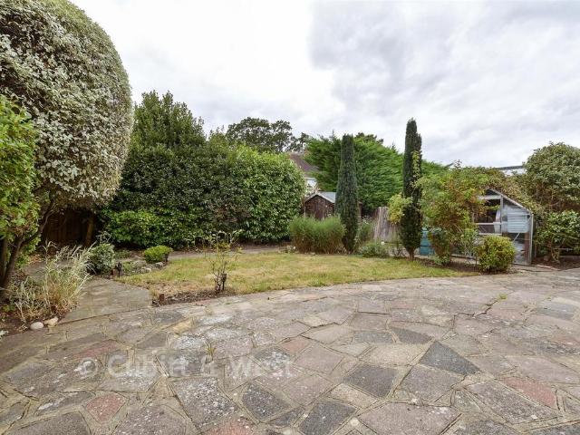 Bungalow for sale in London Borough of Croydon, Greater London