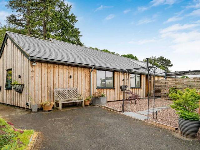 Bungalow for sale
