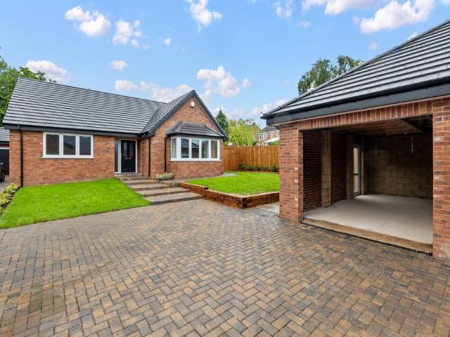 Bungalow for sale in Sambourne, Alderminster
