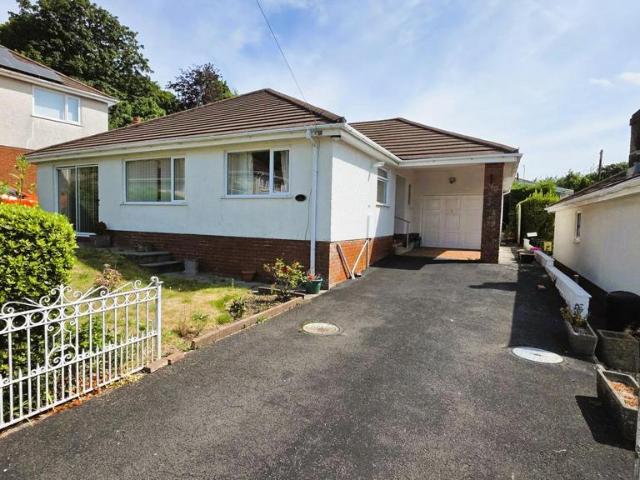 Bungalow for sale in Pembrey and Burry Port Town, Wales