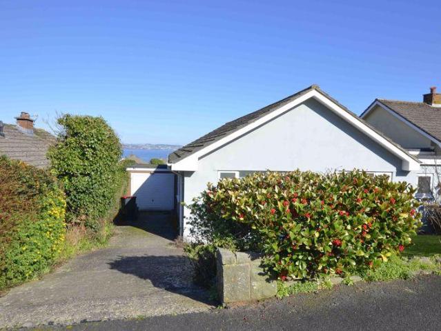 Bungalow for sale in Broadsands