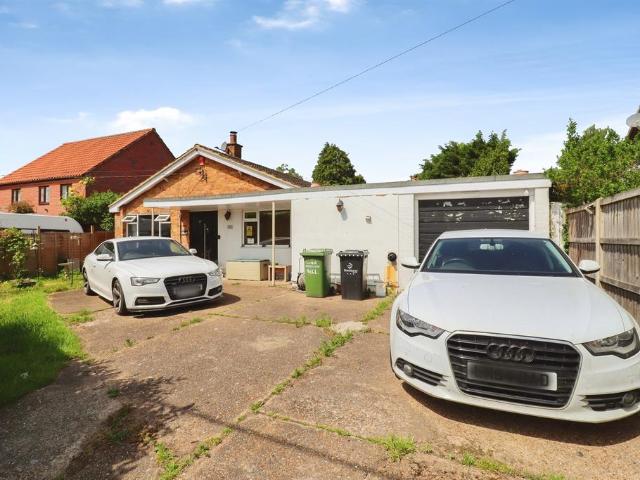 Bungalow for sale in East Tuddenham, Norfolk
