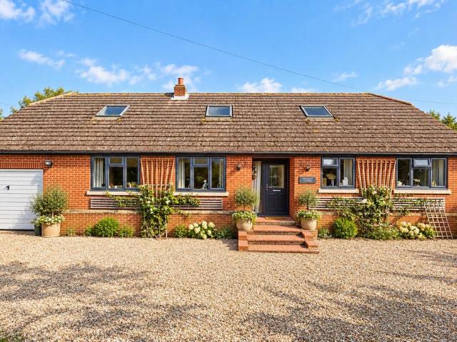 Bungalow for sale in Oad Street, Swale