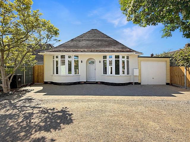 Bungalow for sale in Maldon