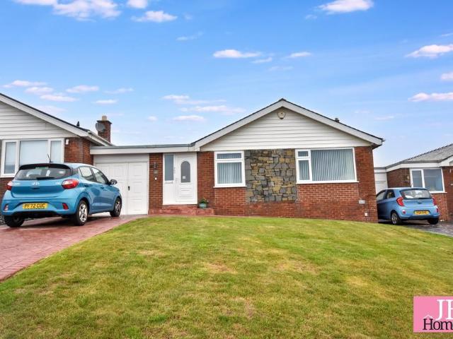 Bungalow for sale in Stank