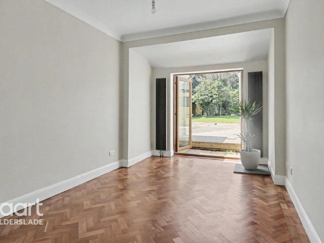 Bungalow for sale in Wigmore, Gillingham