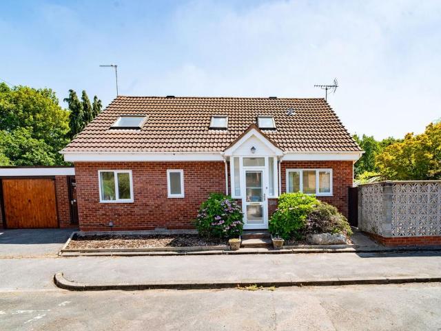 Bungalow for sale in Solihull, Solihull Lodge