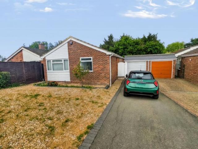 Bungalow for sale in Horsebridge, Cross In Hand
