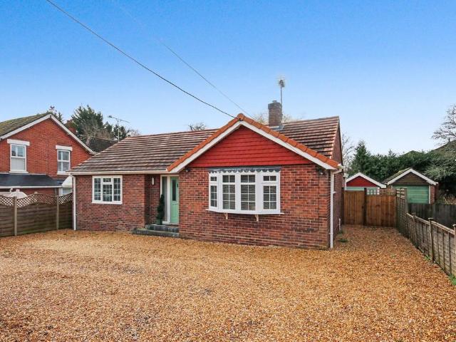 Bungalow for sale in Shirrell Heath, Hampshire