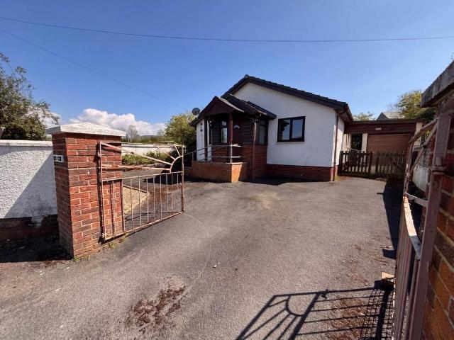 Bungalow for sale in Trefeurig, Wales