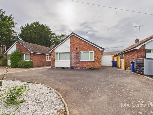 Bungalow for sale in Beamhurst, Staffordshire