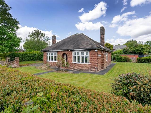 Bungalow for sale in Longbarn, Warrington