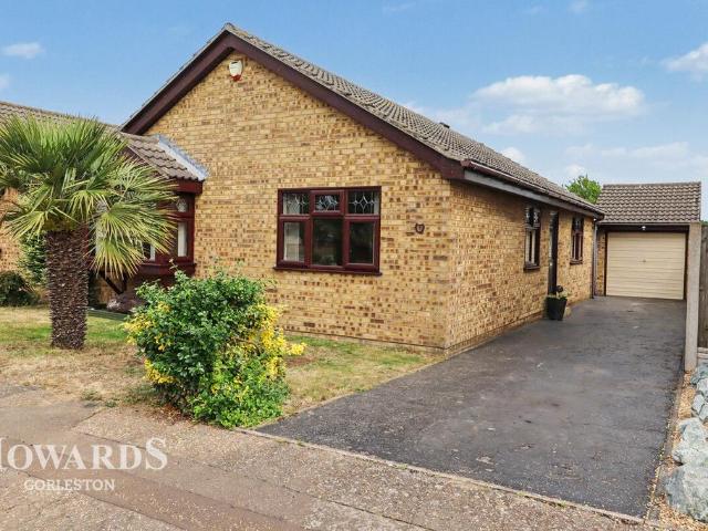 Bungalow for sale in Stokesby, Norfolk