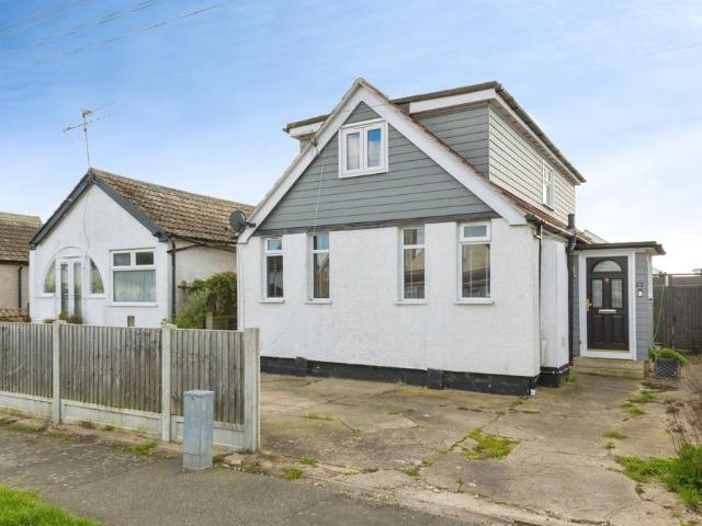 House for sale in Dale Hill, Essex